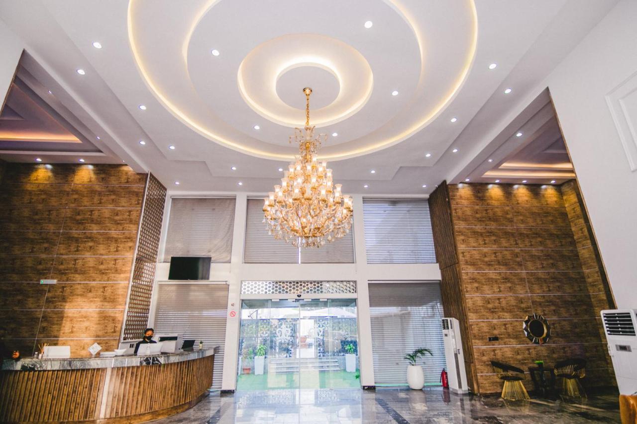 Bon Hotel Asaba Bagian luar foto